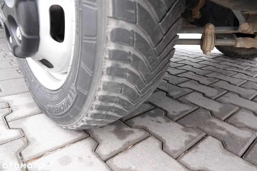 Iveco DAILY 35-120 / WYWROTKA TYLNOZSYPOWA / BLIŹNIAK / MANUAL  / SPROWADZONY - 26