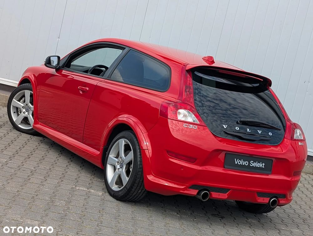 Volvo C30 D4 R-Design - 10