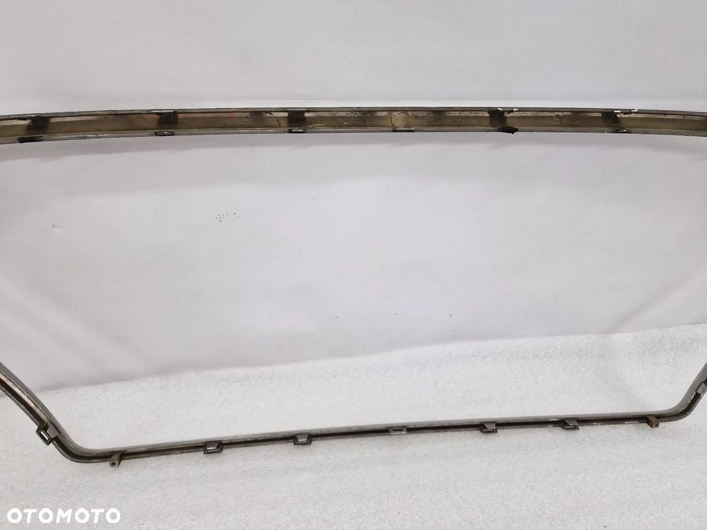 HYUNDAI I30 III 17- RAMKA GRILLA CHROMOWA , NR 86355-G4000 , NR AUKCJI GL434 - 9