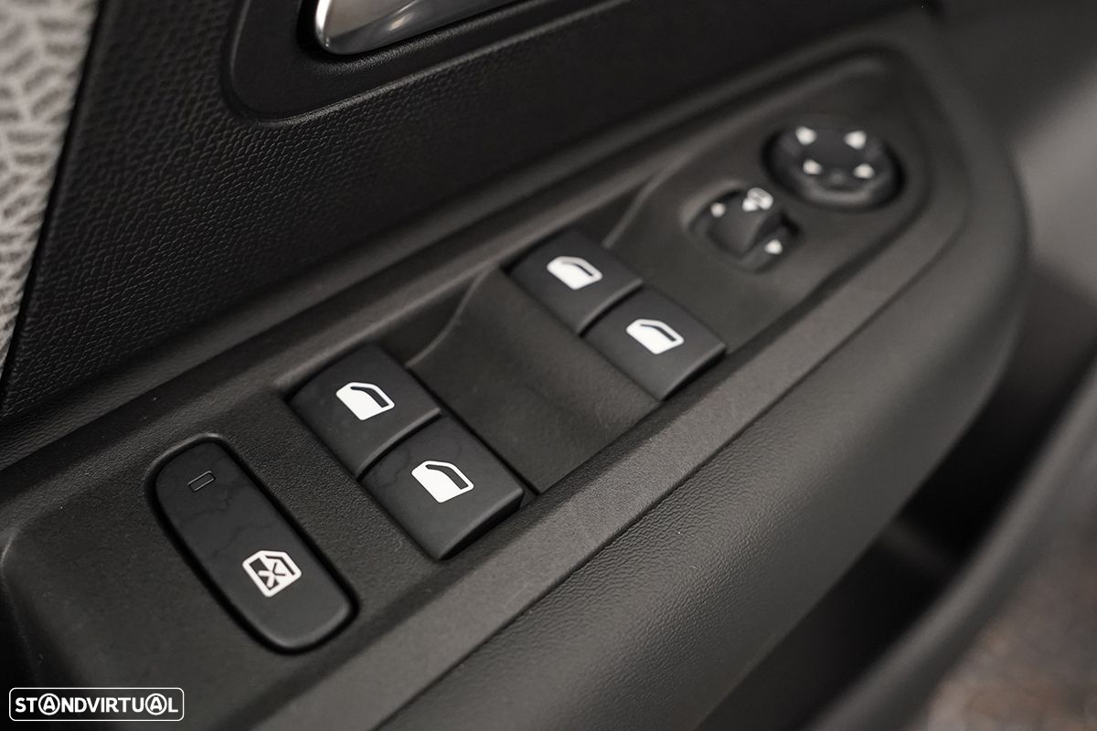 Citroën C4 1.2 PureTech Plus - 20