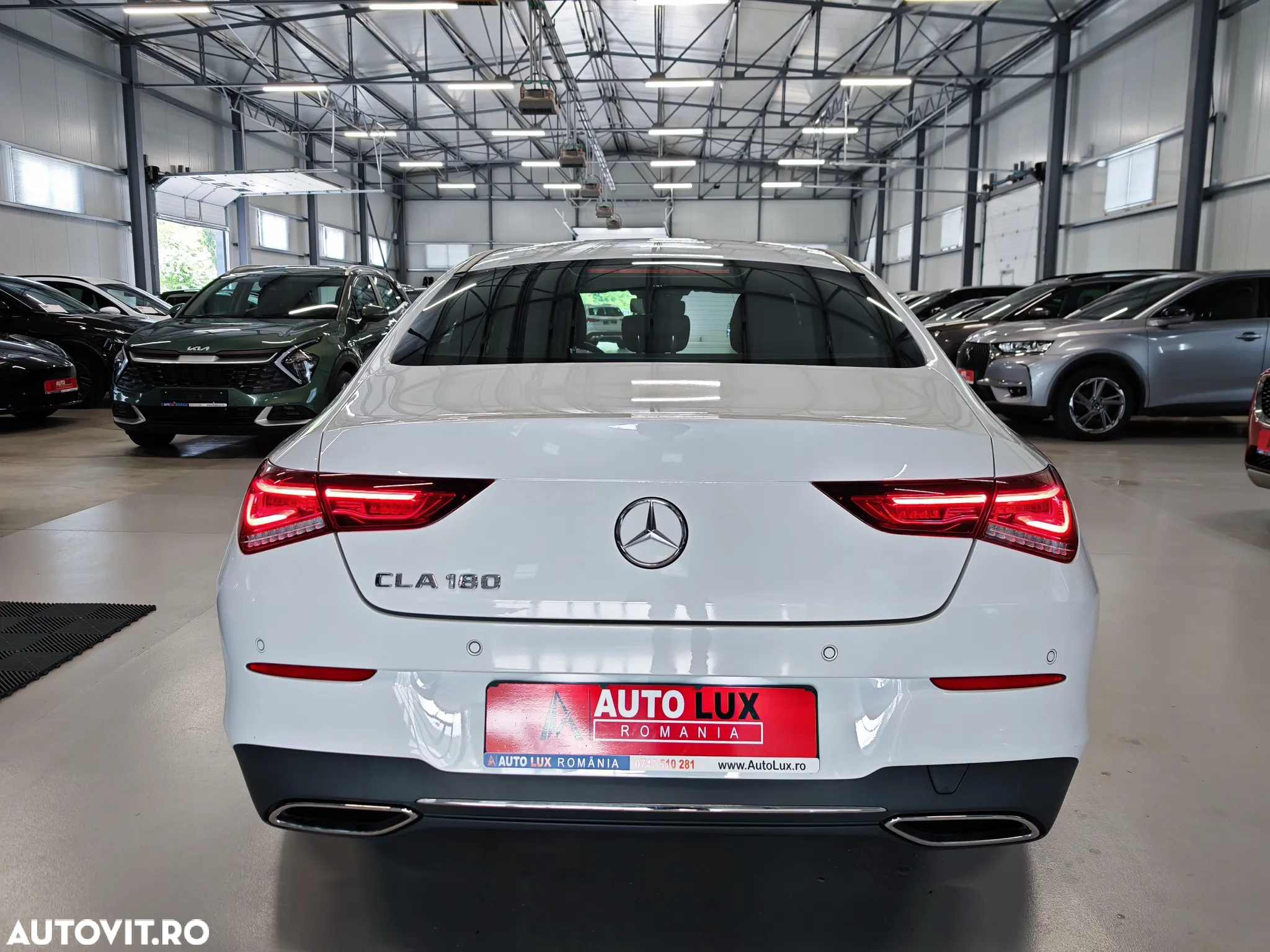 Mercedes-Benz CLA 180 7G-DCT - 29