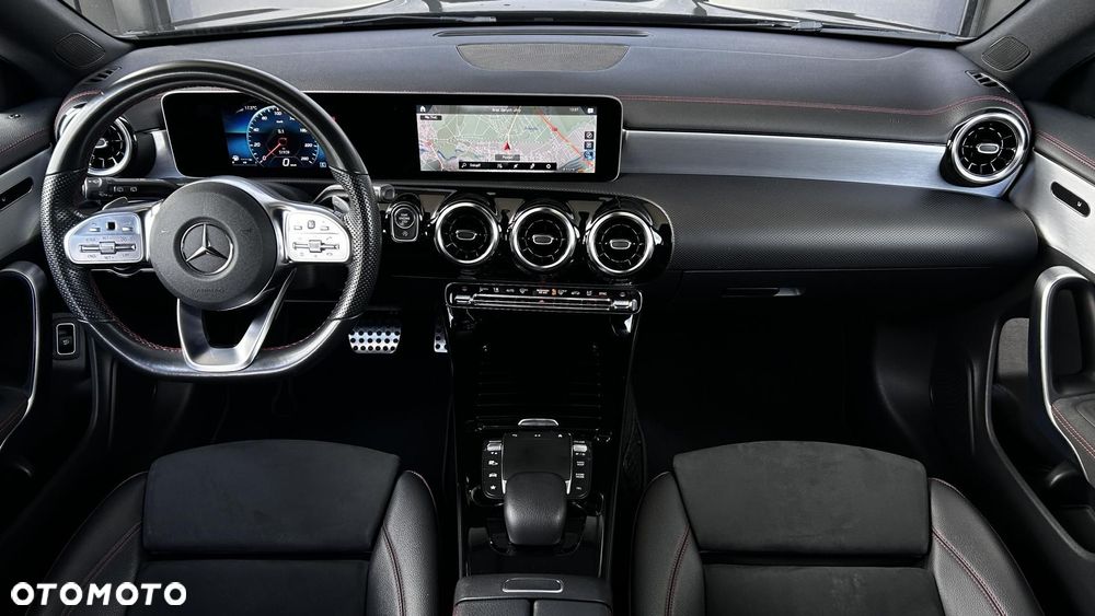 Mercedes-Benz CLA - 17