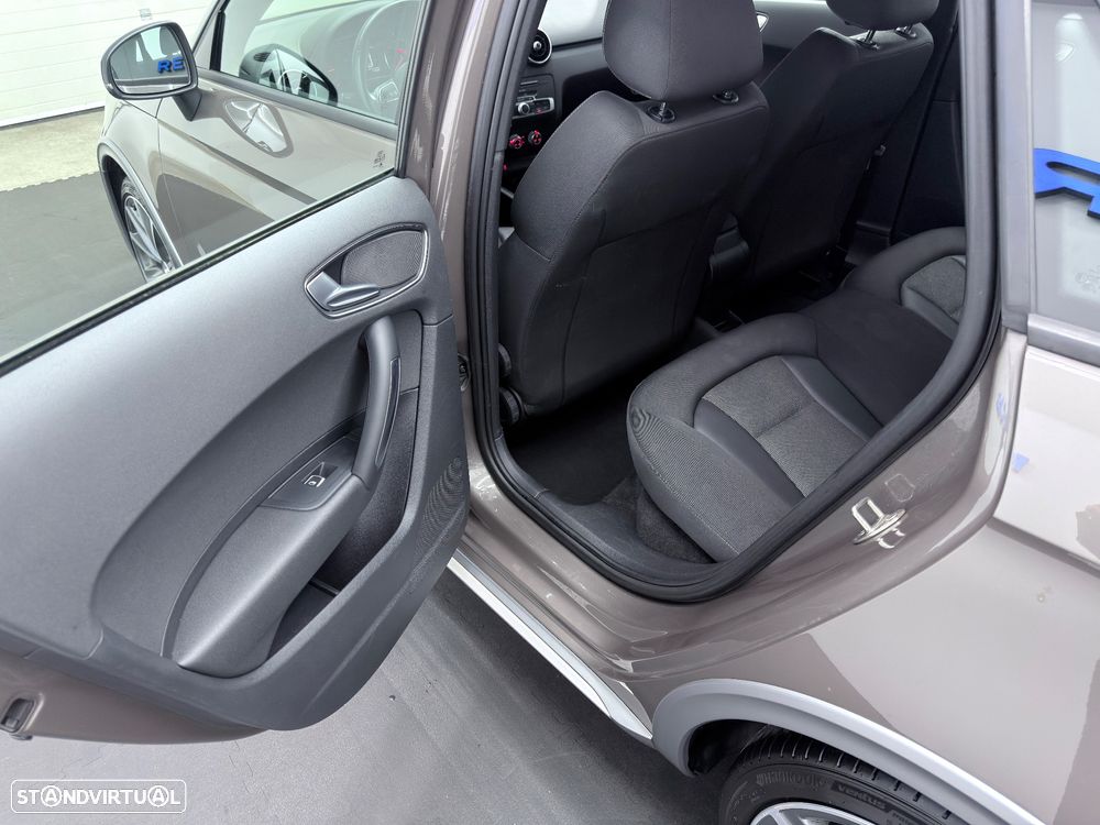 Audi A1 1.0 TFSI S-line - 13