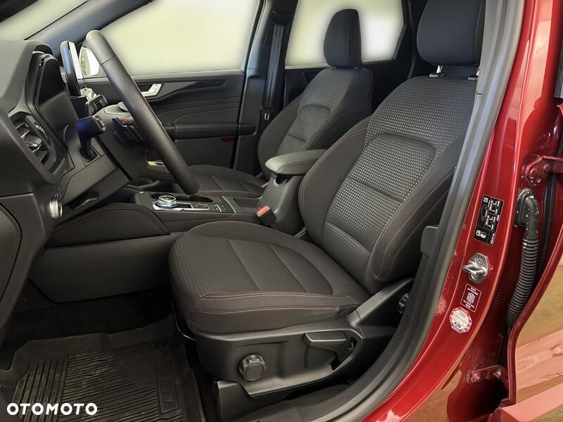 Ford Kuga - 11