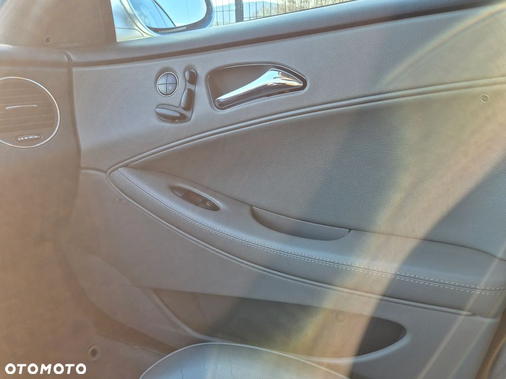 Mercedes-Benz CLS - 10