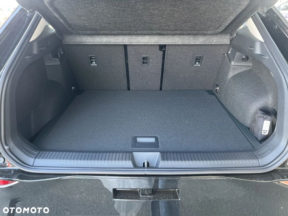 Volkswagen T-Roc 1.5 eTSI Life DSG - 18