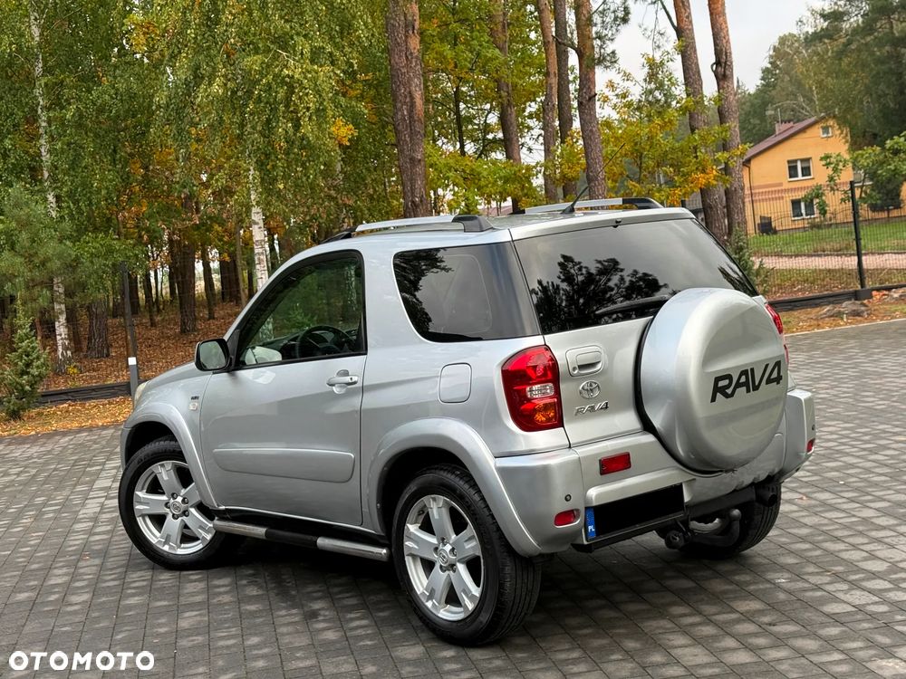 Toyota RAV4 - 7