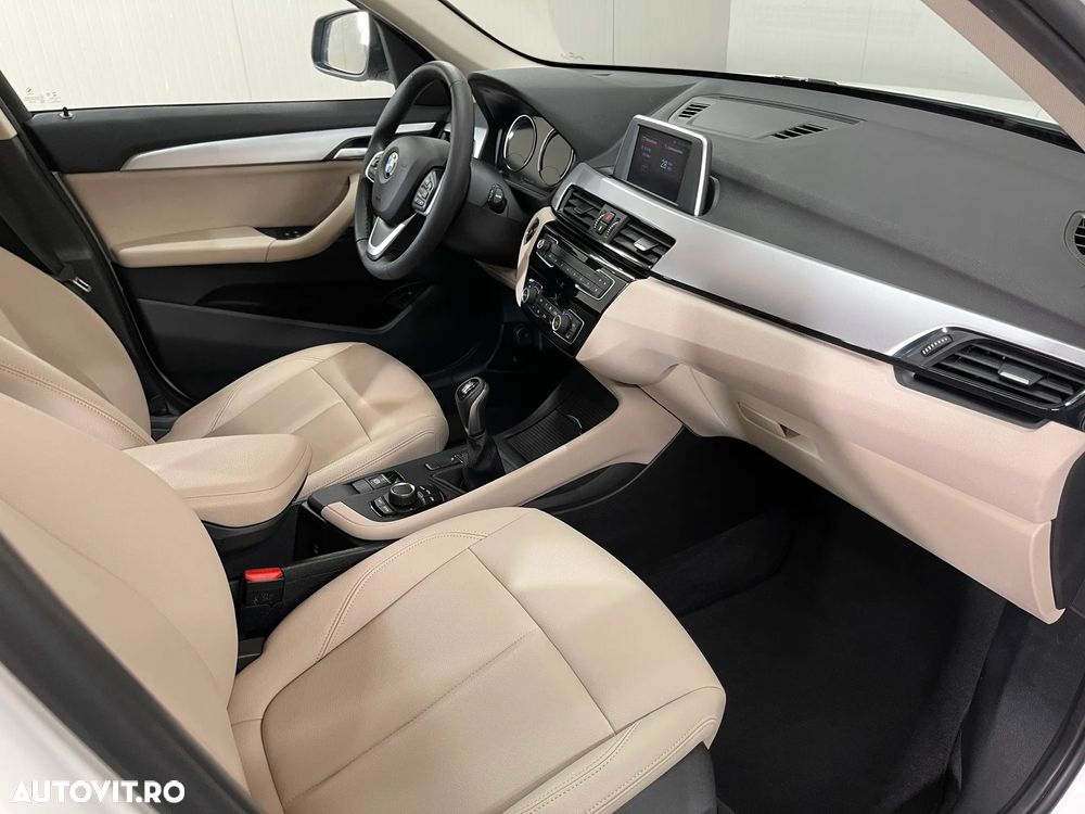BMW X1 sDrive18i - 10