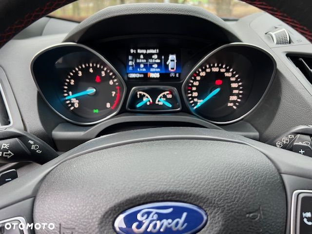 Ford Kuga 1.5 EcoBoost 2x4 ST-Line - 20