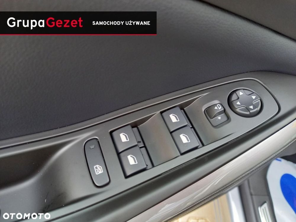 Opel Grandland 1.2 T GS Line S&S - 9