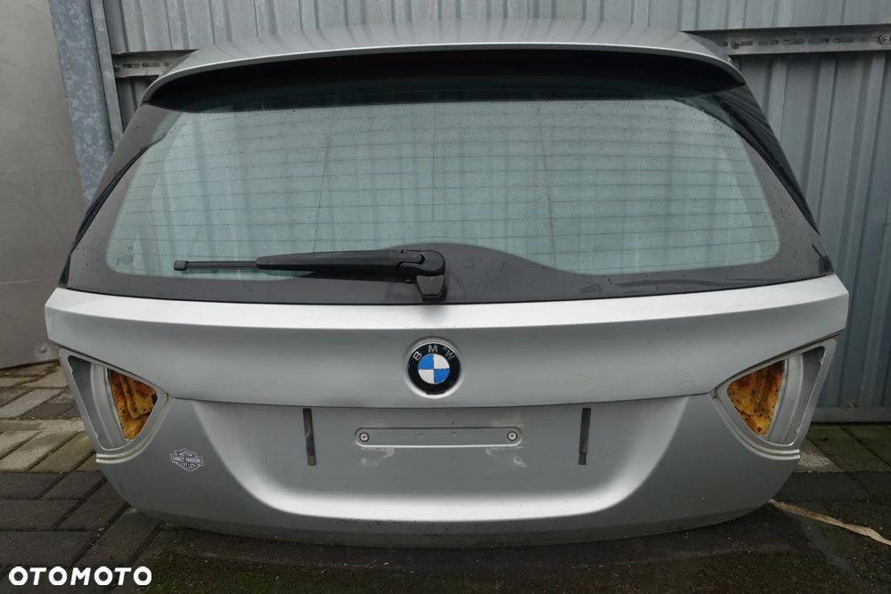 KLAPA TYLNA BMW E91 KOMBI TITANSILBER - 1
