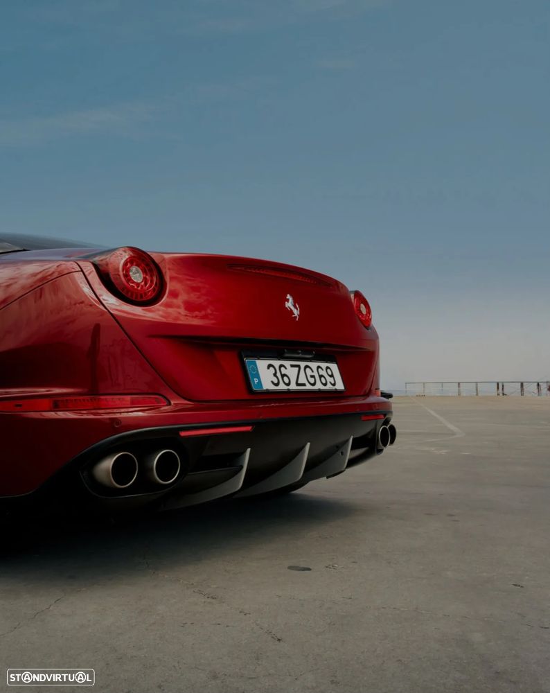 Ferrari California T - 7