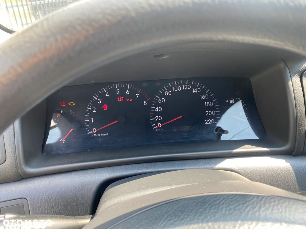 Toyota Corolla 1.6 VVT-i Sol - 8