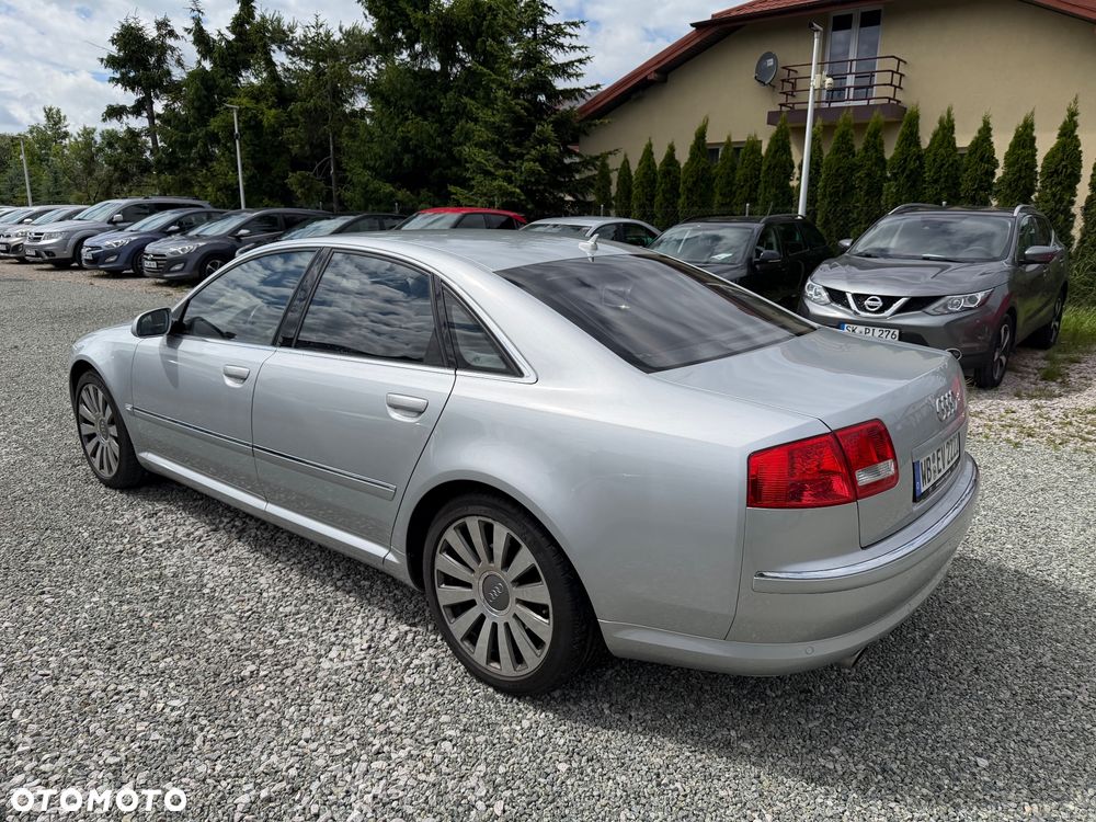 Audi A8 4.2 Quattro - 17