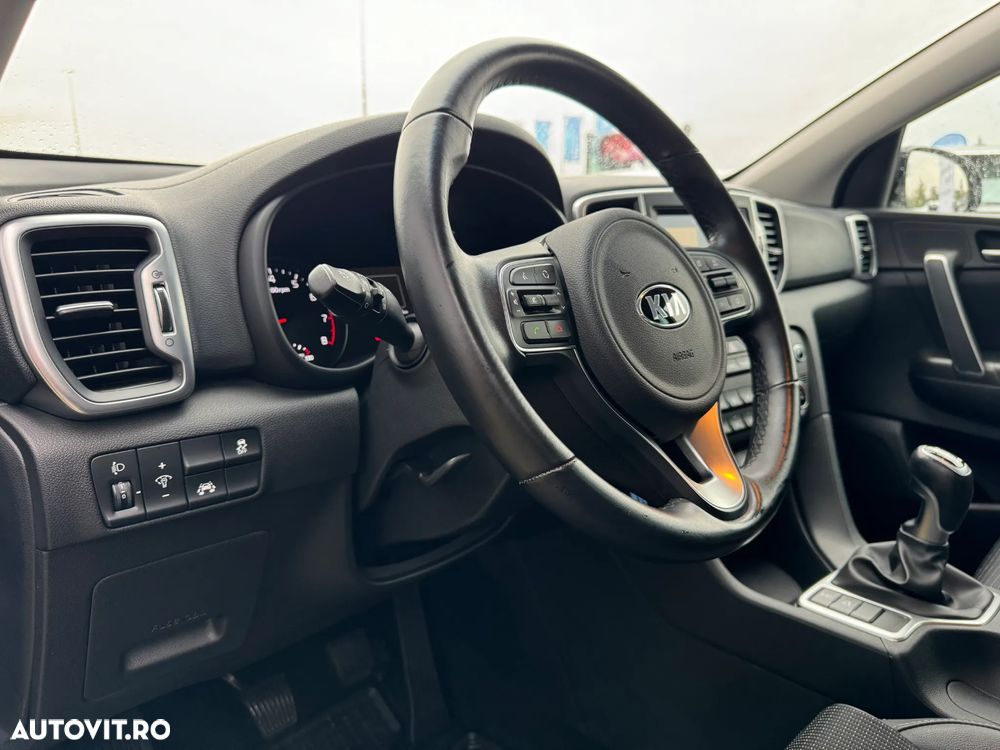 Kia Sportage 1.6 T-GDI 6MT 4x4 Classic - 12