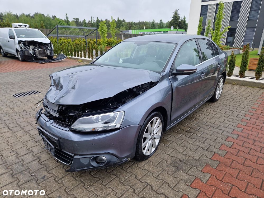 Volkswagen Jetta 1.4 TSI Highline - 8