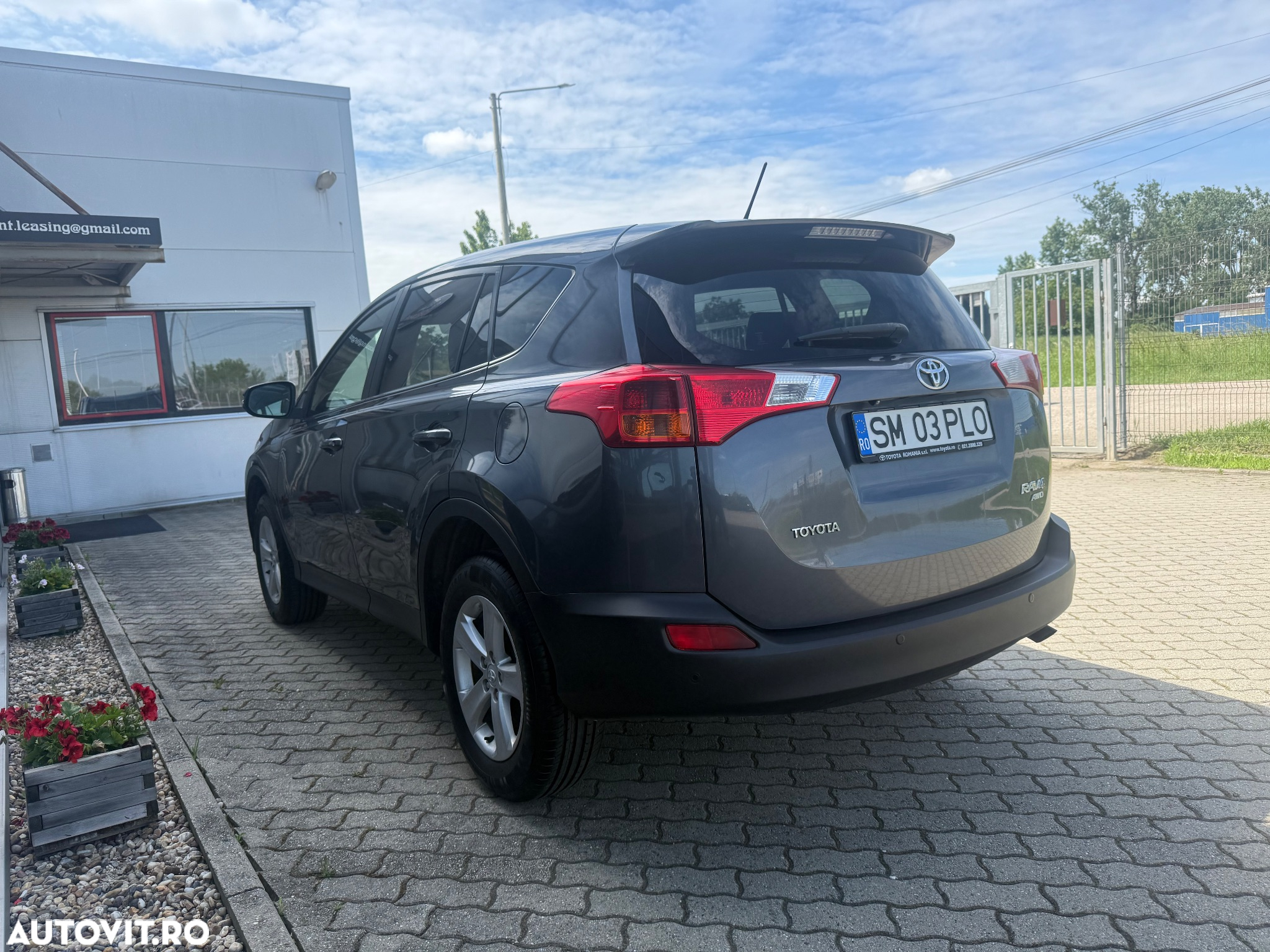 Toyota RAV4 2.2 D-4CAT 4WD Aut Luxury - 15