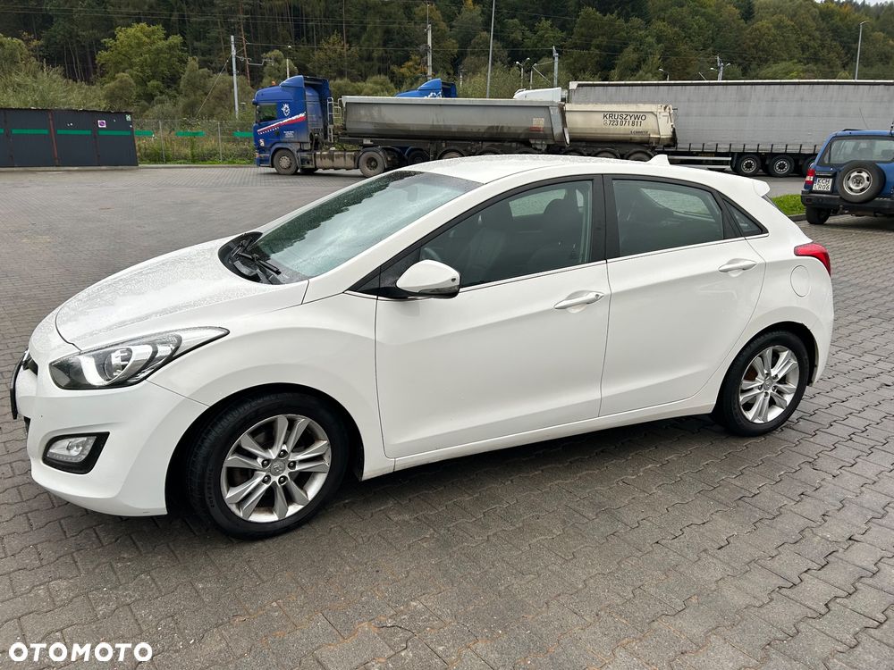 Hyundai i30 1.6 CRDi Classic - 11