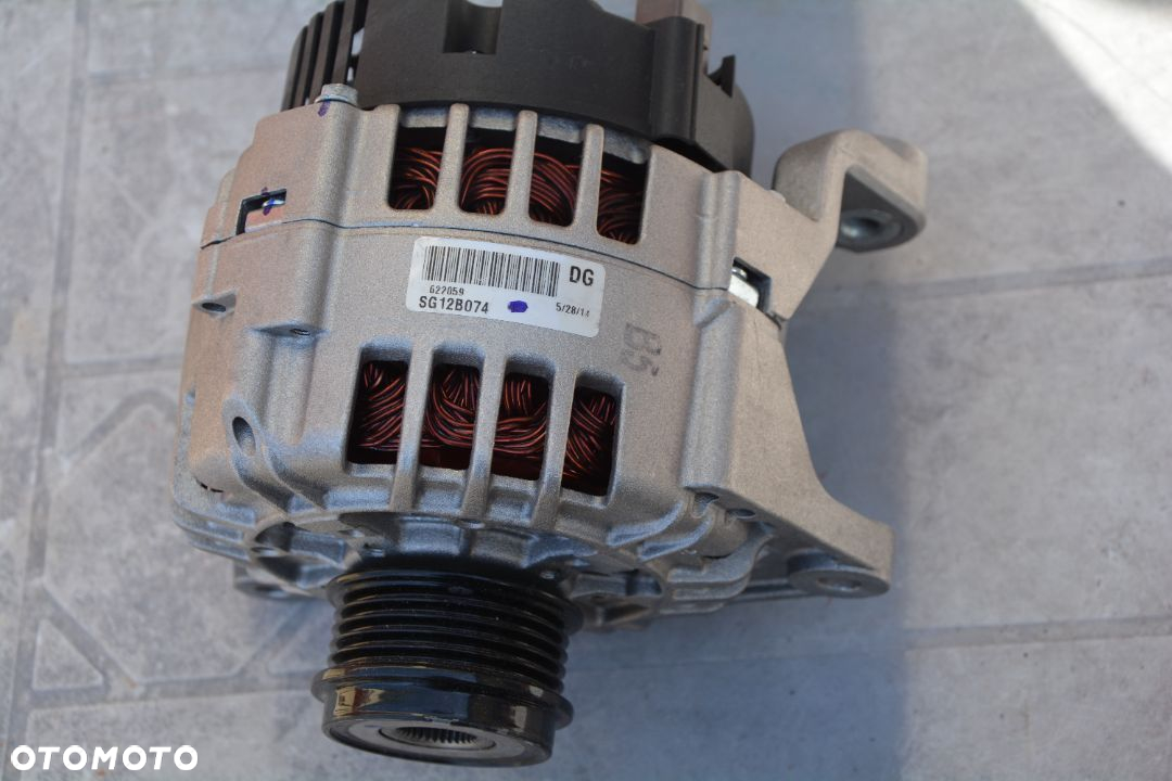 Audi A4 / A6 2016 - VW Passat alternator NOWY - 4