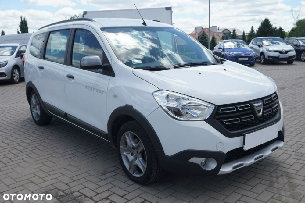 Dacia Lodgy 1.5 Blue dCi Comfort S&S - 2
