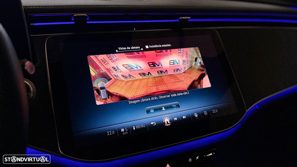 Mercedes-Benz E 300 9G-TRONIC AMG Line - 12