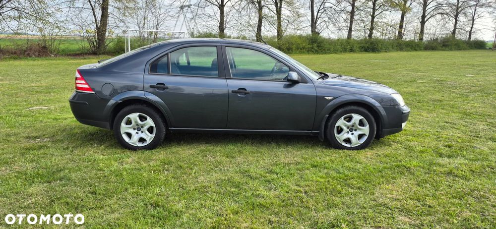 Ford Mondeo 2.0 TDCI Ambiente - 4