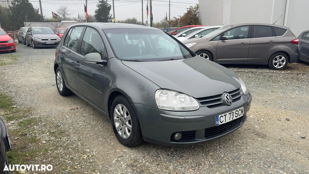 Volkswagen Golf - 11