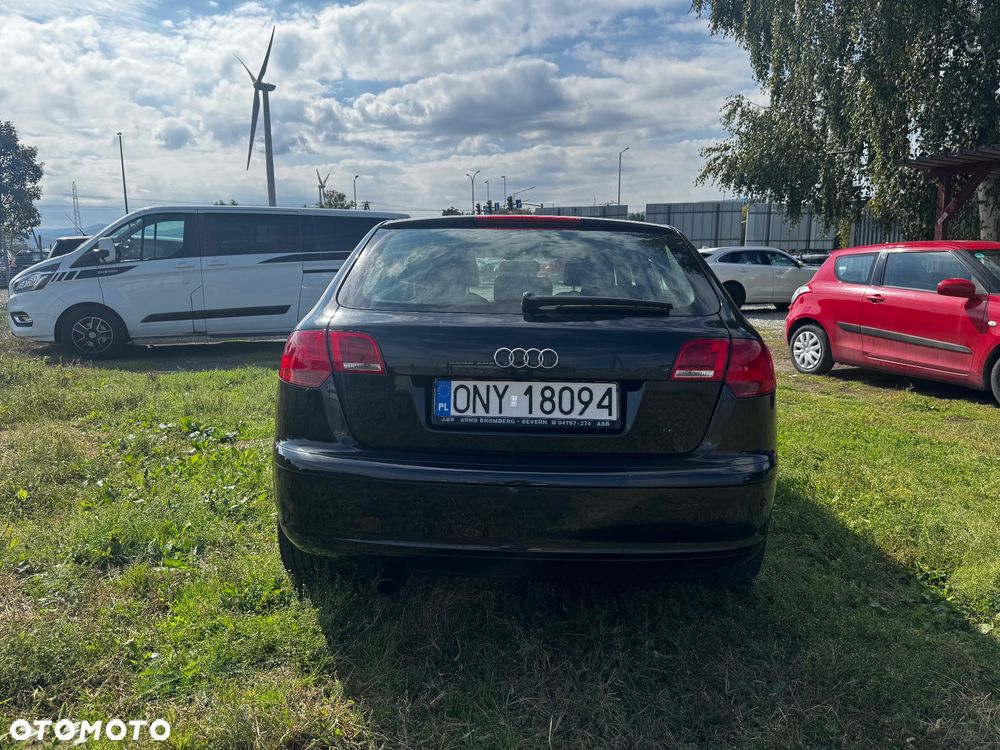 Audi A3 Sportback 1.6 Ambiente - 7