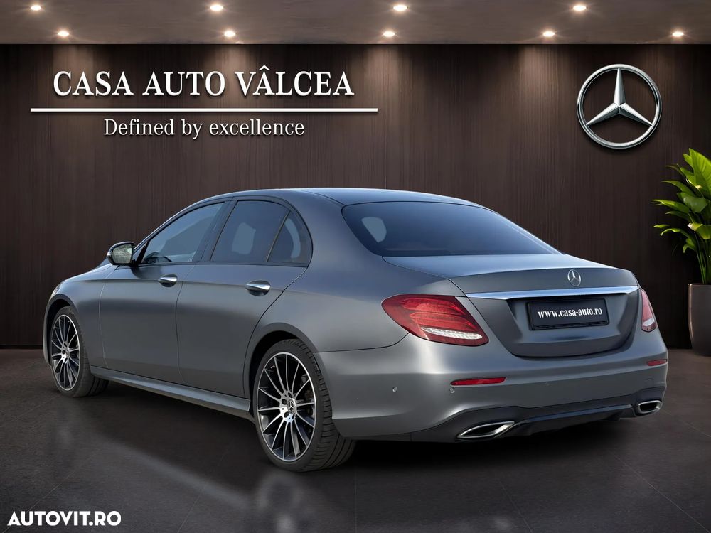Mercedes-Benz E 220 d 4MATIC Aut. - 4