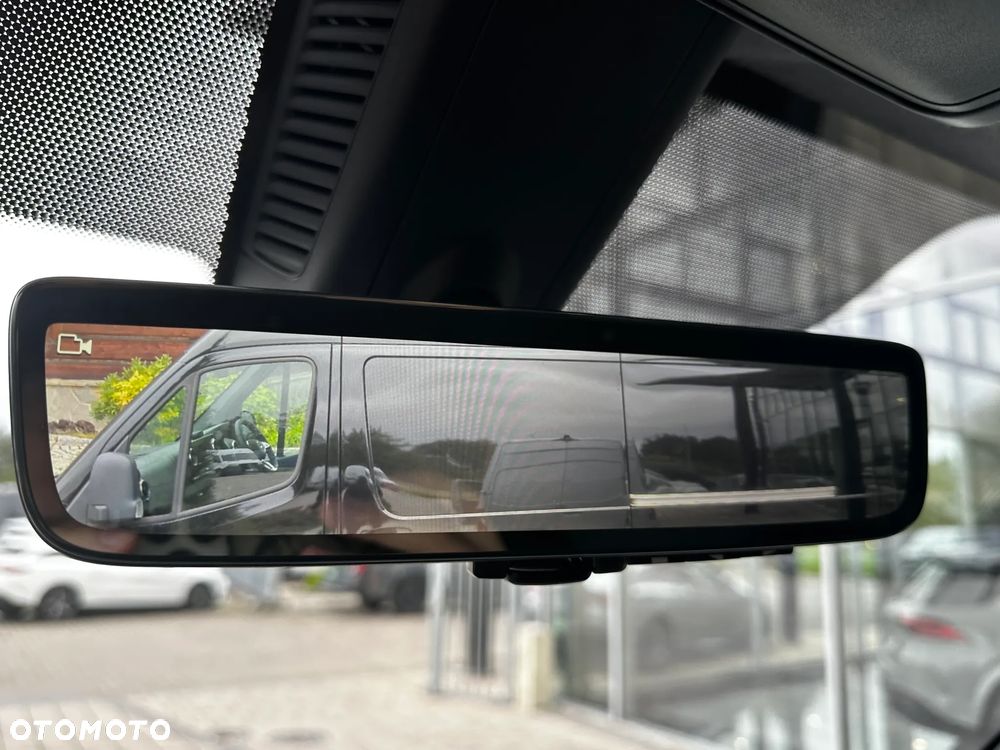 Mercedes-Benz Sprinter - 27