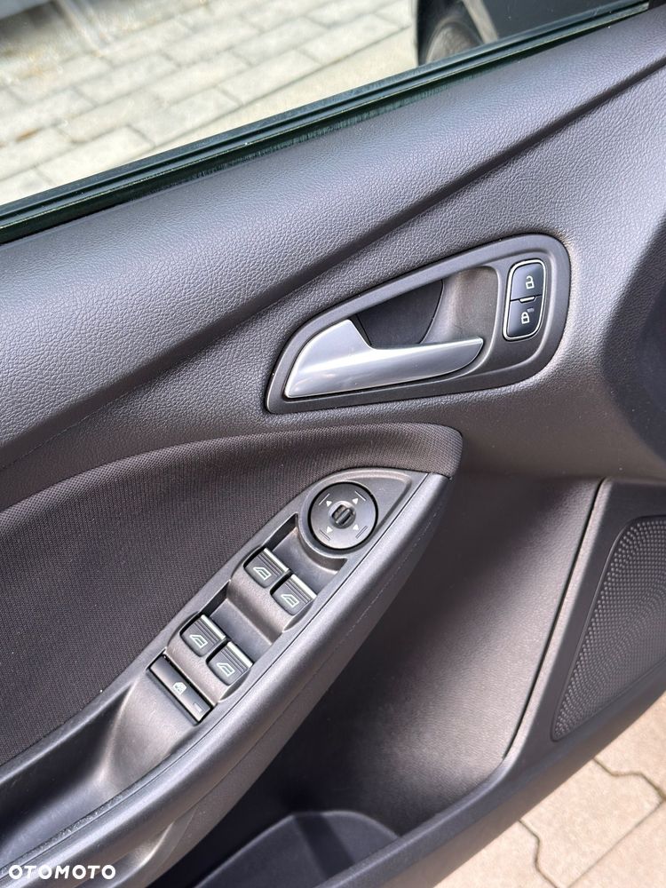 Ford Focus 1.0 EcoBoost ST-Line Black ASS - 38
