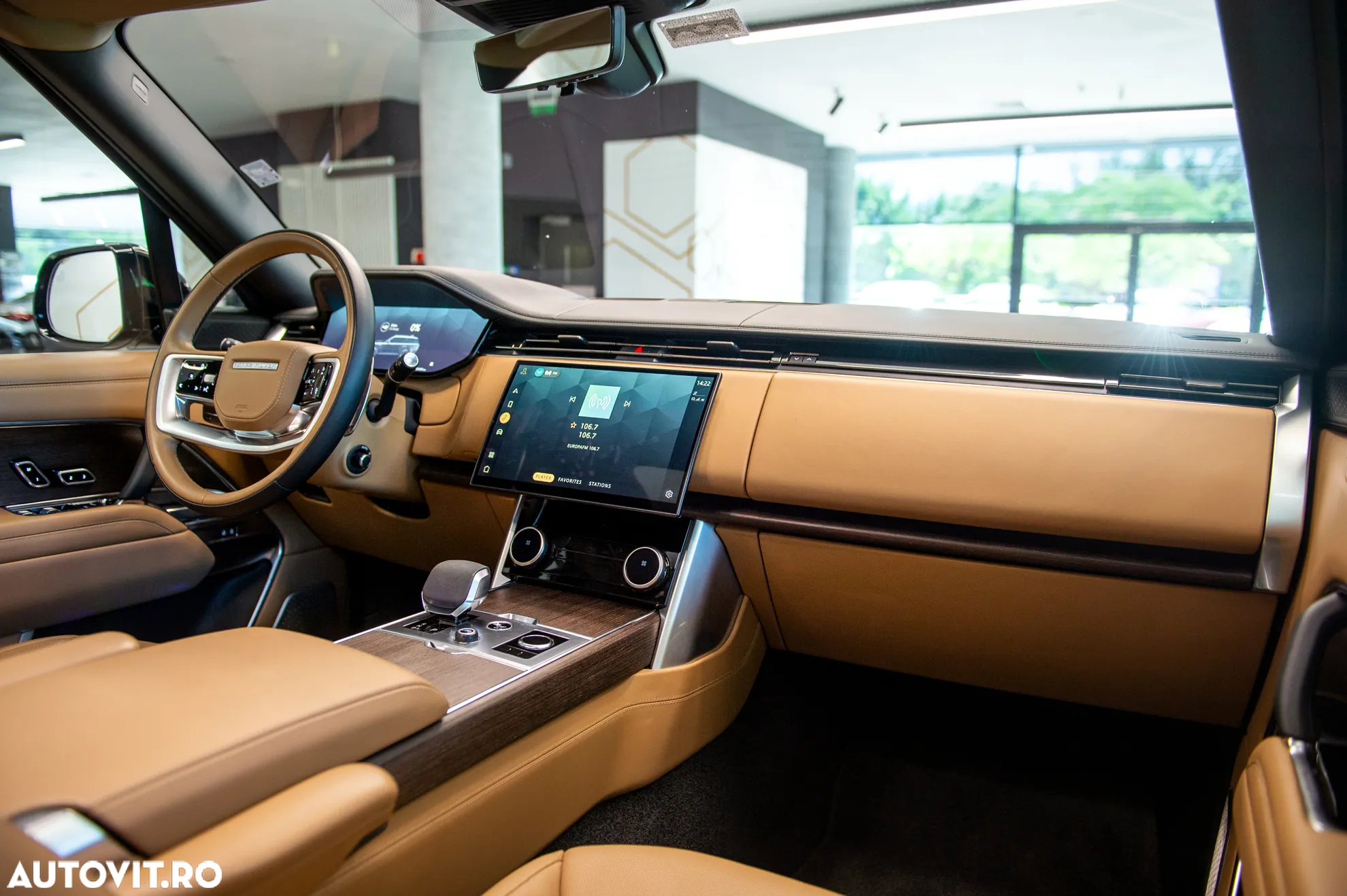 Land Rover Range Rover - 23