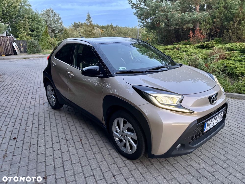 Toyota Aygo X 1.0 VVT-i X-play X-shift - 3