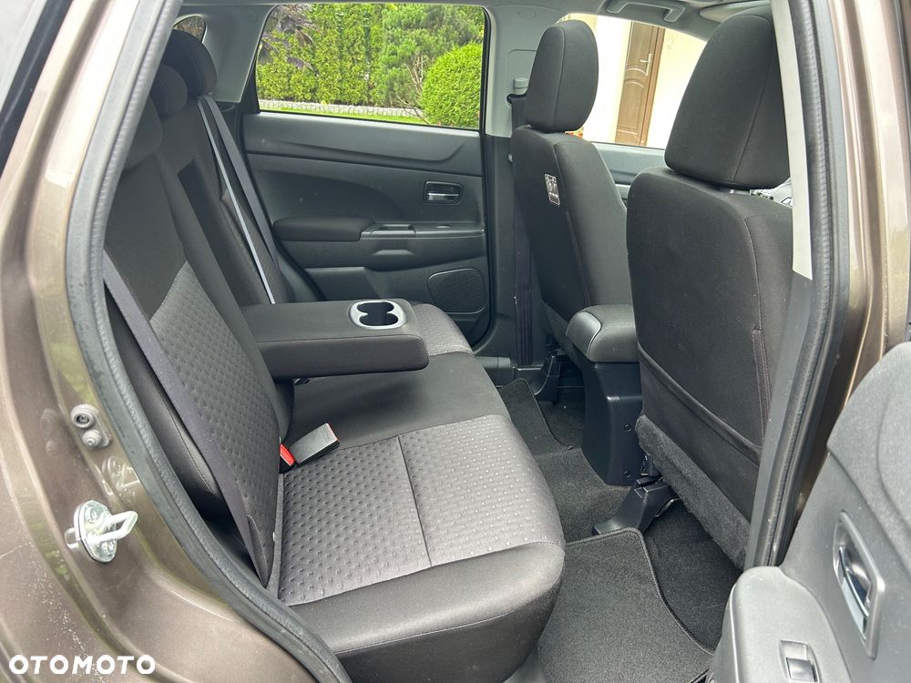 Mitsubishi ASX 1.8 DI-D 2WD Intense - 27