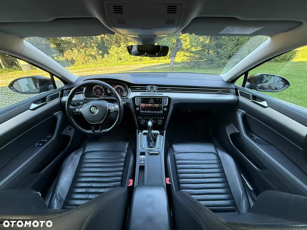 Volkswagen Passat - 17