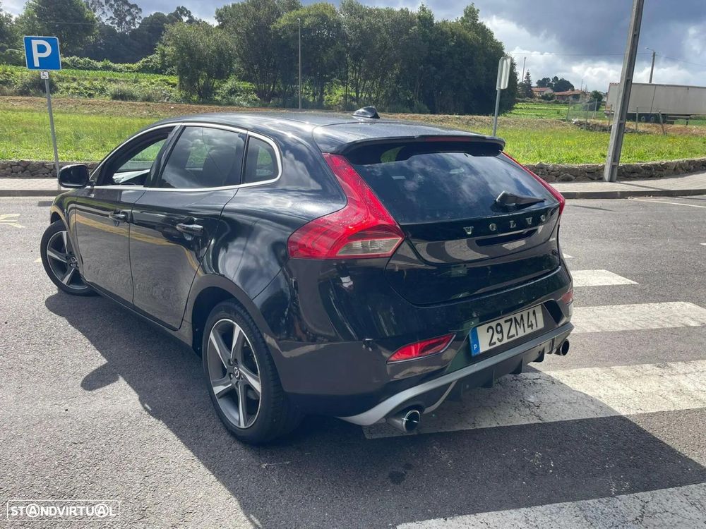 Volvo V40 1.6 D2 R-Design - 4