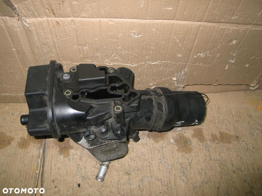 podstawa obudowa chlodniczka filtra oleju audi vw skoda 2,0FSI 06D115397G - 4