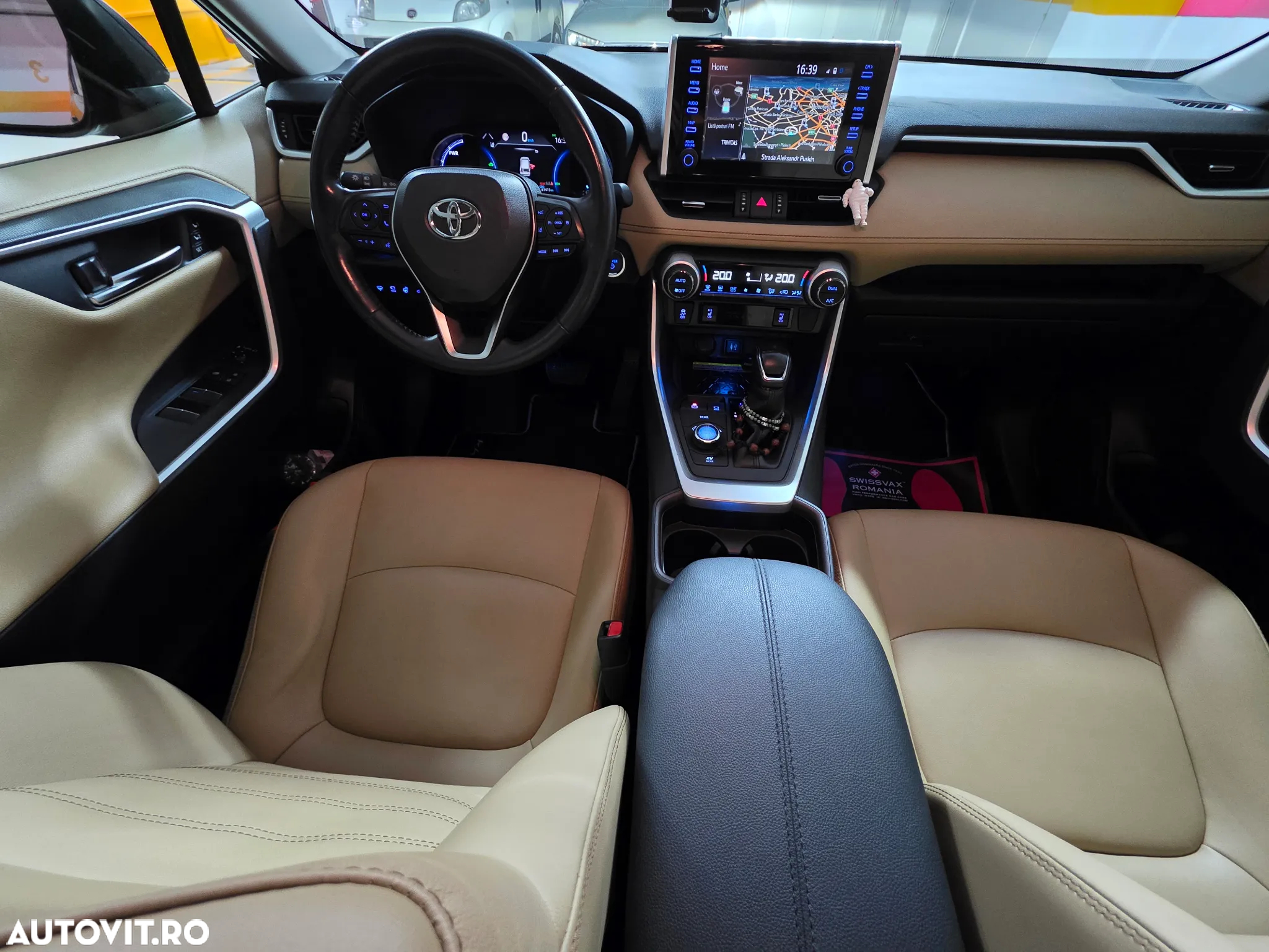 Toyota RAV4 2.5 Hybrid VVT-iE 4x4 Luxury Plus - 30