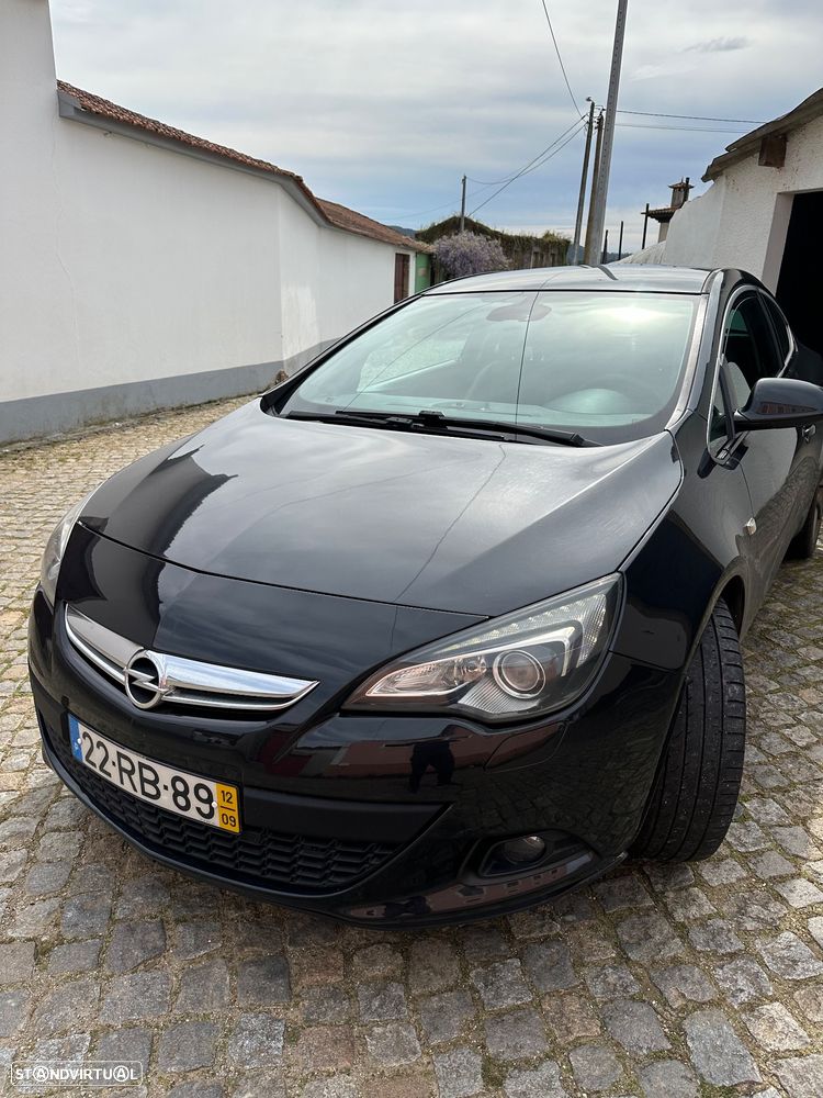 Opel Astra GTC