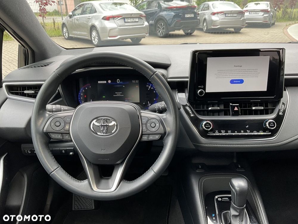 Toyota Corolla - 12