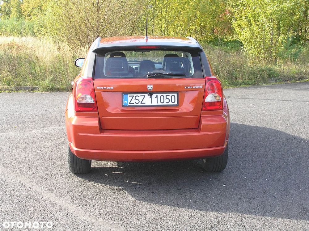 Dodge Caliber - 3