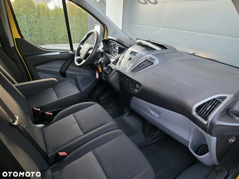 Ford Transit Custom - 8
