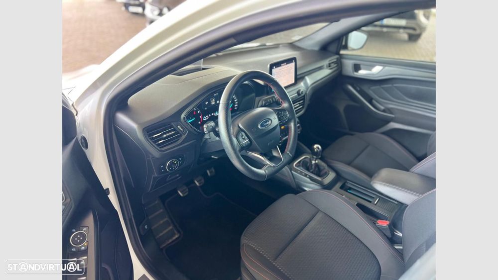 Ford Focus 1.0 EcoBoost ST-Line - 7