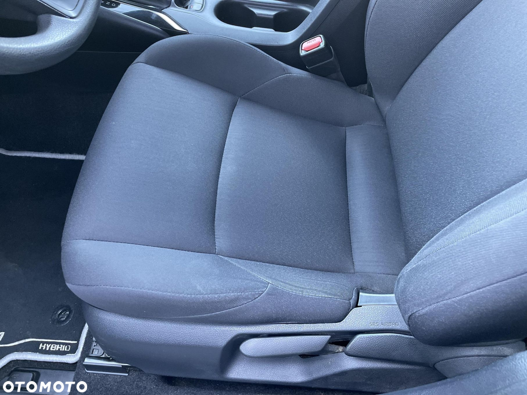 Toyota Corolla - 12