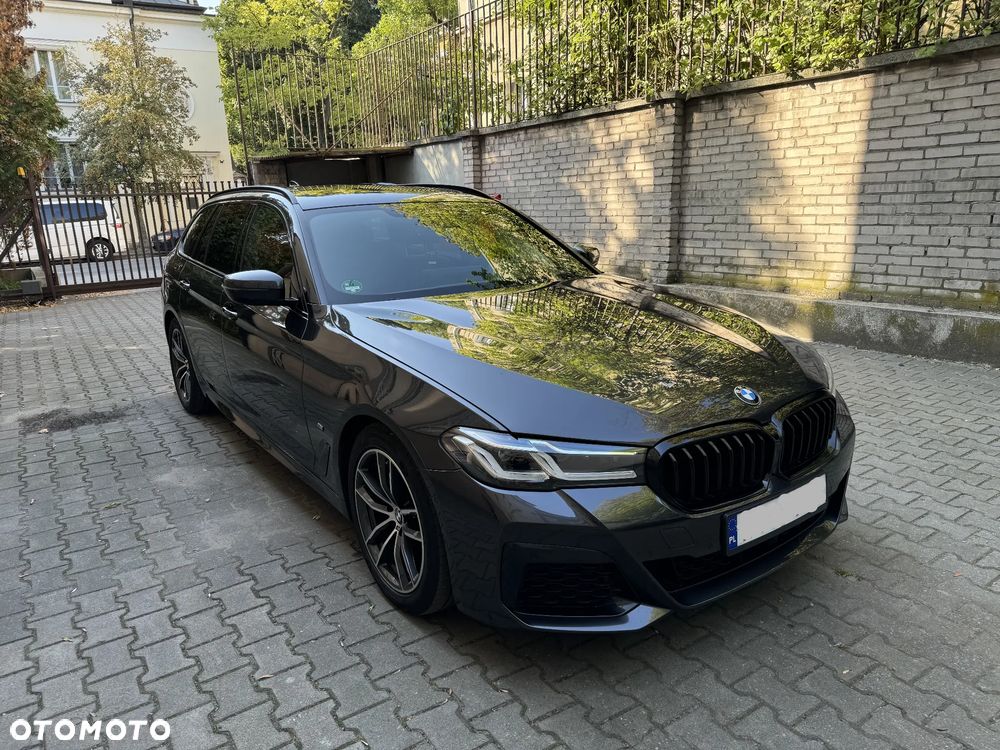 BMW Seria 5 518d mHEV - 5