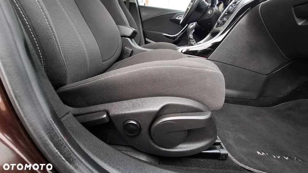 Opel Astra 1.4 Turbo Active - 22