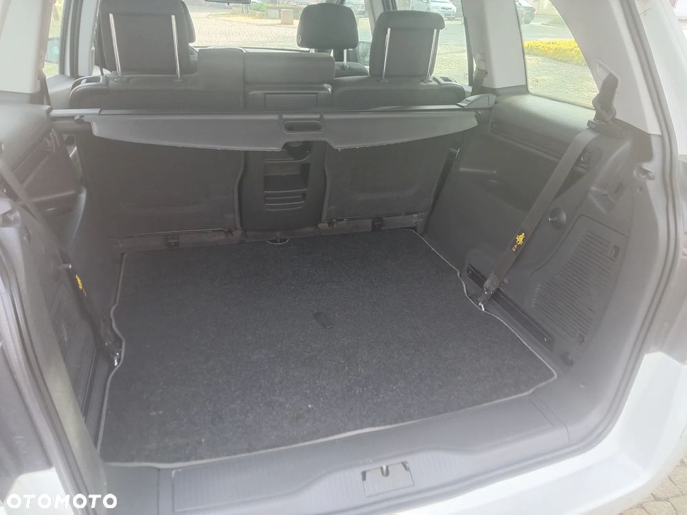 Opel Zafira 1.6 Cosmo - 7