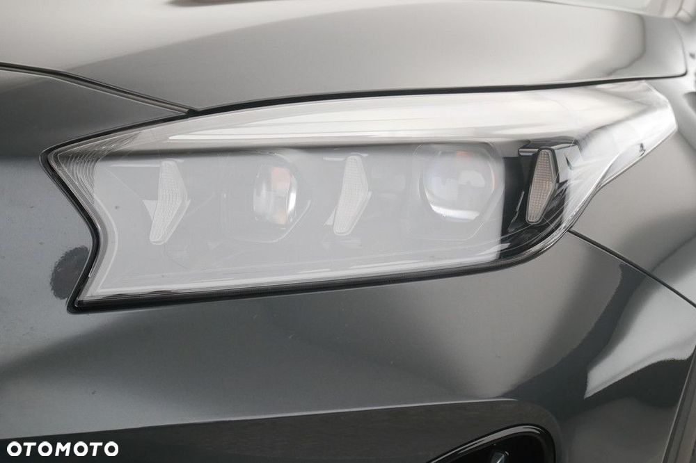 Kia XCeed - 13