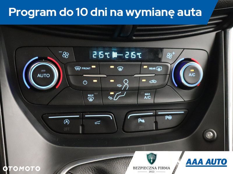 Ford Kuga - 20