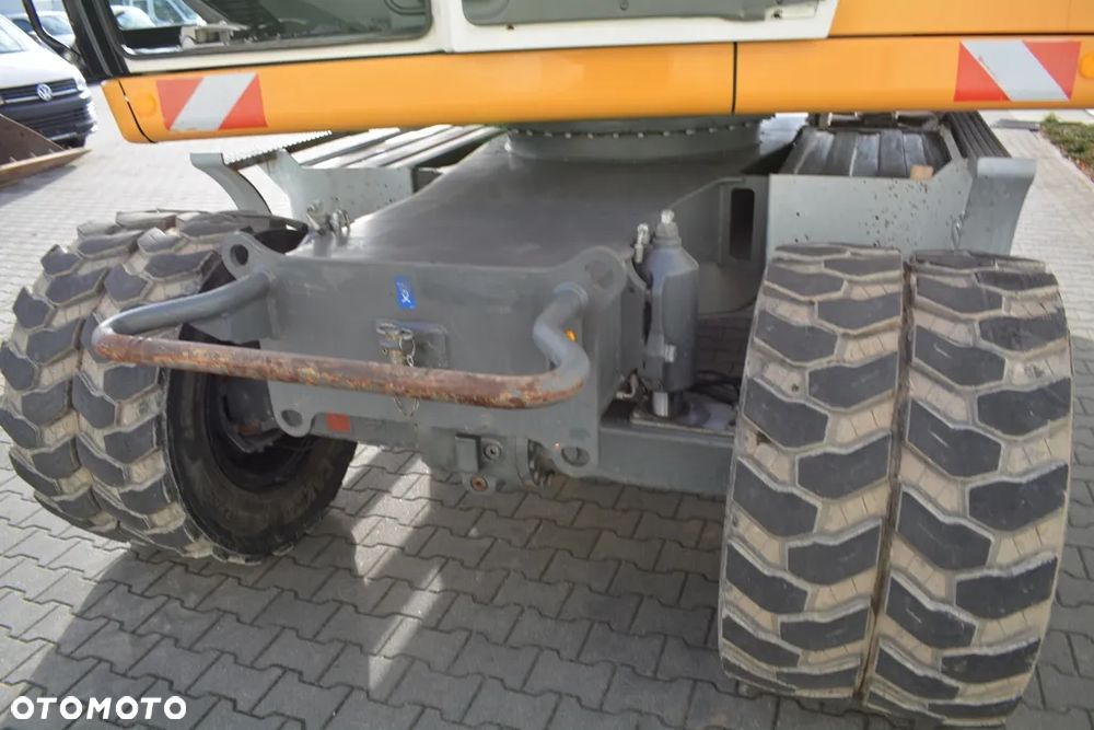 Liebherr A 918 Compact - 30